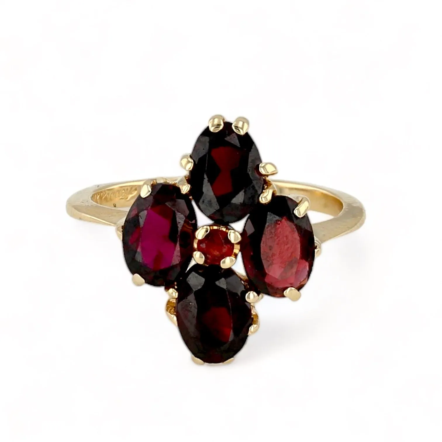 10K yellow gold Garnet clover ring-28407