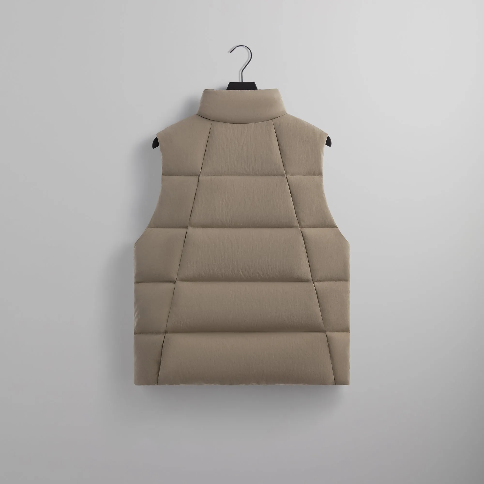 Kith Wrinkle Nylon Midi Vest - Canvas